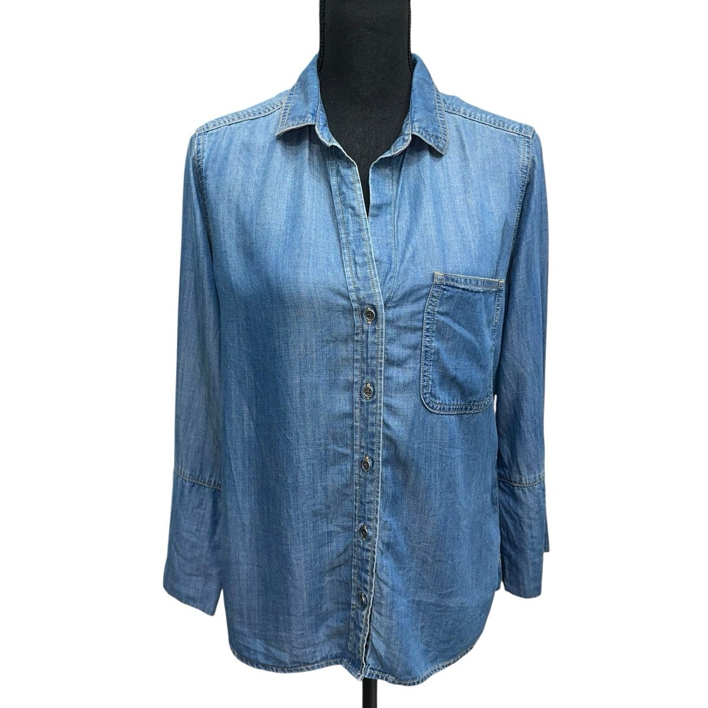 Cloth & Stone Women's Size Small Chambray‎ Blue Button Up Shirt Long Sleeve